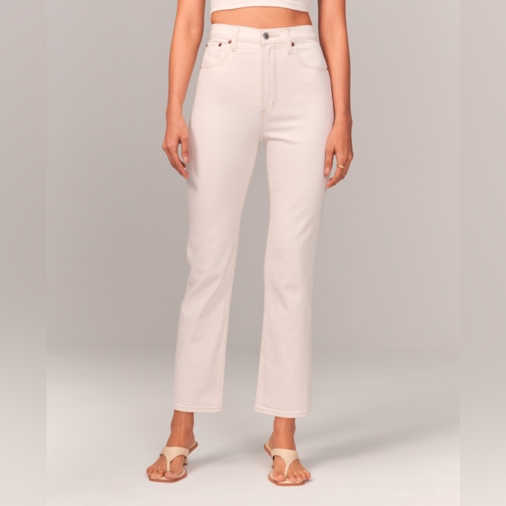 A&F Ultra High Rise Ankle Jean Cream - NWT